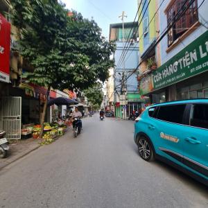 68m2 mặt phố kinh doanh Trâu Quỳ, Gia Lâm, Hà Nội. Phố rộng 10m sầm uất.