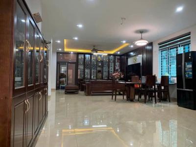 BÁN 304M2 ĐẤT TẶNG NHÀ 3 TẦNG MỚI XÂY 2 NĂM Trục  CHÍNH QUANG TRUNG, P ĐÔNG VỆ