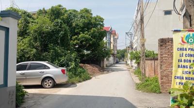 Bán đất Thuận Thành, Bắc Ninh. 85m2 * mt 4,5m * 2,4 tỷ. đường ô tô vào đất.