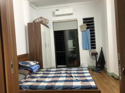 Bán gấp giá rẻ căn hộ Phạm Ngọc Thạch 48m, tầng 4, mặt tiền 4m, 2.35 tỷ Đống Đa.