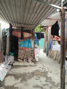 Bán gấp giá rẻ Giải Phóng 63m, cấp 4, mặt tiền 4m, 940 triệu Hoàng Mai.