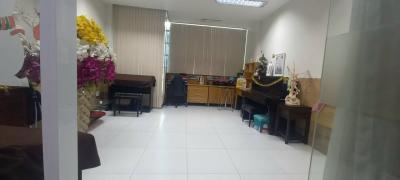 Bán gấp nhà MT Bạch Đằng Tân Bình, 545 m2 sàn, chỉ 32 tỷ TL