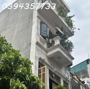 BÁN GẤP NHÀ TRẦN QUỐC HOÀN 43M2, CHỦ NHÀ GIÁO SƯ, KHU PHÂN LÔ DÂN TRÍ, NHỈNH 9 TỶ