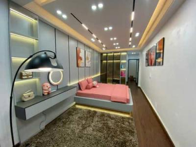 BÁN GẤP NHÀ_KHƯƠNG TRUNG-THANH XUÂN-DT: 45M2-5 TẦNG- GIÁ CHỈ 8,5TỶ Ô TÔ ĐỖ CỬA-THANG MÁY