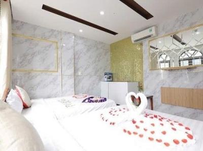 Bán khách sạn Loseby Sơn Trà 9 tầng 95m2 giá 36,5 tỷ sát biển Mỹ Khê view pháo hoa