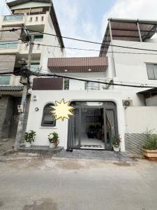 BÁN NHÀ 1/ ĐƯỜNG TÂY THẠNH, CÁCH 1 CĂN RA MT, 2 TẦNG ĐÚC MỚI 42M2 CHỈ 5.X TỶ LH:0788671728