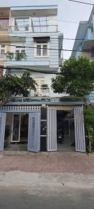 BÁN NHÀ 1 TRỆT 3 LẦU (7x18) ĐƯỜNG 8M THÔNG GẦN TÔ KÝ, CHỢ BA BẦU