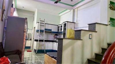 **Bán nhà 2 lầu HXH Lạc Long Quân** phường 9 Tân Bình (4,5x13) 6,5 tỷ