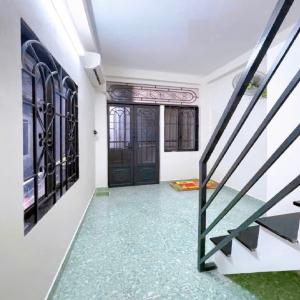 Bán nhà 3 tầng hẻm Ni Sư Huỳnh Liên, QUẬN TÂN BÌNH, DT 24.5 m2, Giá 2 tỷ