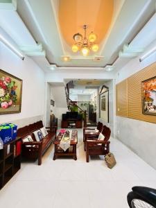 Bán nhà 4 tầng HXT đường Quang Trung 64m2(4*16) vào ở ngay sát Chợ Hạnh Thông Tây chỉ 7.5 tỷ