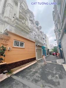 Bán nhà 5 Tầng ( 4x14m), Khu Phân Lô Phạm Văn Chiêu, P.9, Gò Vấp – Chỉ 7.75 tỷ