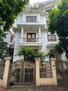 Bán nhà biệt thự tam trinh siêu hiếm 5 tầng long lanh vỉa hè ô tô hai bà trưng