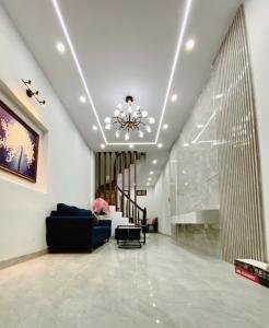 Bán nhà Định Công Thượng, gần phố, 2 thoáng trước sau, 34m2, 6.9 tỷ(CTL)