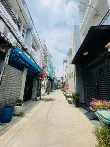 Bán nhà Gò Vấp gần Nguyễn Tư Giản, Bùi Quang Là, 3 tầng, SHR, chỉ 6 tỷ 3 TL