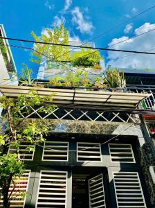 Bán Nhà HXH Đường Trường Chinh, P.Tây Thạnh, Q.Tân Phú.  5.4 Tỷ. Diện tích: 3.1m x 17m.