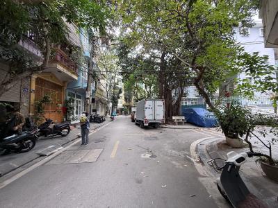 Bán Nhà KĐT Đầm Trấu 44/50m2.  5 tầng. mặt tiền 3.6m. giá 20 tỷ Hai Bà Trưng Hà Nội