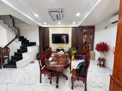 Bán nhà lô góc, HXH 5m Nguyễn Cảnh Chân - gần Trần Hưng Đạo, 5,5x12m, 3 tầng, 14,95 tỷ