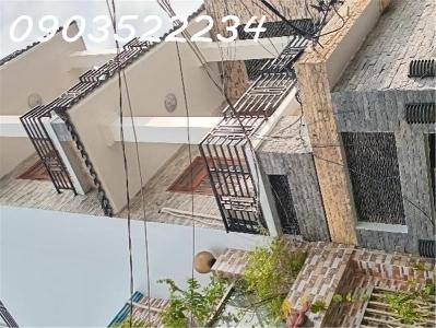 Bán nhà mặt phố HXH Lã Xuân Oai, 5,68 tỷ, 68m2, 4 tầng, 5PN, 4WC