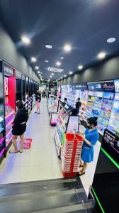 Bán nhà mặt tiền ngang 6m, Nguyễn Thị Thập, Quận 7, 194m2 3 tầng 15PN, 54.5 tỷ
