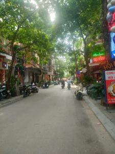 BÁN NHÀ NGHĨA TÂN, PHÂN LÔ, VỈA HÈ, ÔTÔ TRÁNH, KINH DOANH ĐẮC ĐỊA, 58M²  GIÁ 18 TỶ