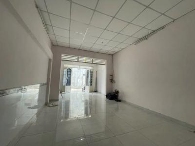 Bán nhà Nguyễn Ảnh Thủ, Quận 12, SHR 40 m2, dưới 3.5 tỷ