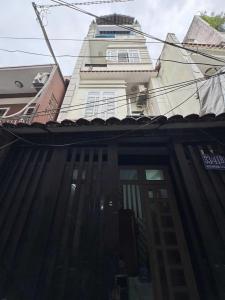 Bán nhà Nguyễn Đình Chính, Phú Nhuận, DT 36m2, 4 tầng, 5 phòng ngủ, hẻm thông xe máy