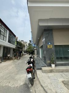 BÁN NHÀ! NGUYỄN XIỂN, THANH XUÂN - 40M2, 4 TẦNG - GẦN OTO - NHÀ ĐẸP, Ở NGAY - CHỈ 6.5 TỶ