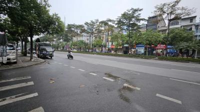 BÁN NHÀ PHỐ NGỌC LÂM LONG BIÊN - 11 TỶ - 42M2 -  5 TẦNG - Ô TÔ - KINH DOANH FULL NỘI THẤT