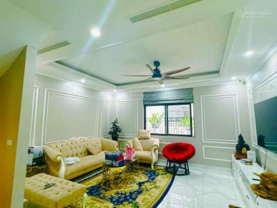 Bán nhà phố Xuân Đỉnh 60m2, xây 5 tầng, giá 13,5 tỷ, ô tô vào nhà - Lô Góc, mới đẹp