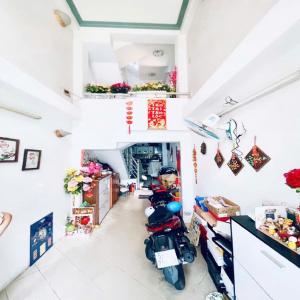 BÁN NHÀ QUẬN PHÚ NHUÂN, HUỲNH VĂN BÁNH, 5 TẦNG, DT 3.9 x 10.4 m, GIÁ 5.6 TỶ