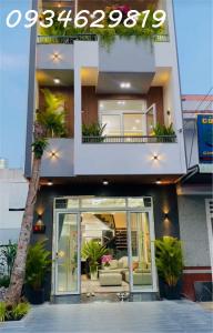 Bán nhà thổ cư Trần Phú Hà Đông - Lô góc - View đẹp - Ô tô - Kinh doanh