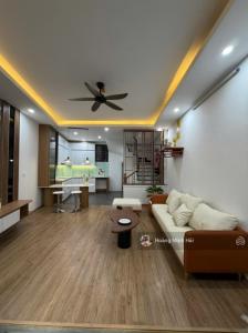 BÁN NHÀ XUÂN ĐỈNH SIÊU ĐẸP, OTO, KINH DOANH, Ở SƯỚNG GẦN CÔNG VIÊN 40m2 Sổ đẹp nhỉnh 9 tỷ