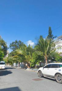 Biệt thự An Viên Diện tích đất 180m2 (12x15). Giá bán: 25 tỷ thương lượng
LH e để đi xem nhàạ