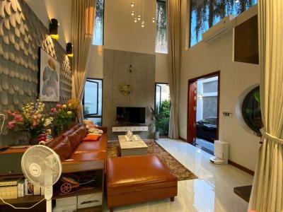 BIỆT THỰ MINI (303M²) SIÊU ĐẸP CÓ HỒ BƠI & SÂN VƯỜN MT THỚI TAM THÔN 14, HÓC MÔN