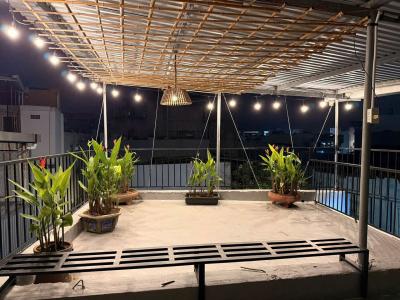 Cần bán nhà 3 tầng 3 mê sân thượng chill, 3 mặt kiệt sau lưng MT  Huỳnh Ngọc Huệ