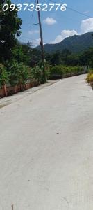 Cần bán siêu phẩm đất thổ cư 13.000m2 ngay tại trung tâm xã Châu Pha , có suối bao quanh