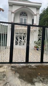 Chính chủ cần bán căn nhà (1 trệt, 1 lầu) . Đường Nguyễn mạnh Hùng .