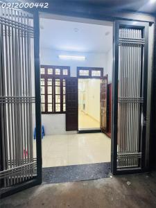 CHÍNH CHỦ CẦN BÁN NHÀ PHỐ NHÂN HÒA 42m2 4 tầng GIÁ 9X TỶ– THANH XUÂN – VỊ TRÍ ĐẮC ĐỊA, GẦN HAPULICO