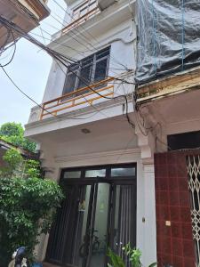 Chính chủ cần cho thuê nhà 4 tầng mặt tiền 233A Nguyễn văn cừ, Phường Bồ Đề, Quận Long Biên, Hà Nội