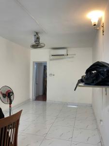 Chính chủ cho thuê tầng 4 tập thể 32A Hào nam đối diện học viện âm nhạc, tiện đi mọi nơi.