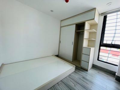 Cho thuê căn hộ 3PN, full nội thất ngay ngã 6 Hoàng Diệu giao Nguyễn Văn Linh