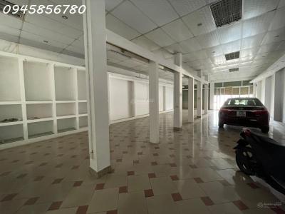 Cho thuê cửa hàng 200m2, mặt tiền 8m, mặt phố Nguyễn Văn Linh, Lê Chân, HP