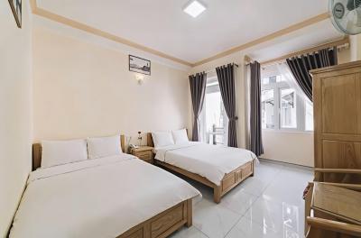 Cho thuê KHÁCH SẠN TRUNG TÂM ĐÀ LẠT 12 phòng giá 30tr