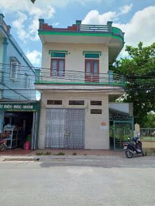 Cho thuê nhà 2 tầng, 100m2, đầy đủ nội thất,oto đỗ cửa tại Bình Nguyên,Kiến Xương,Thái Bình