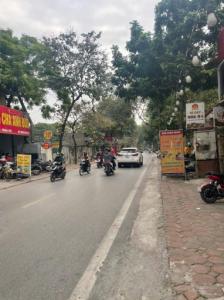 Cho thuê nhà đường 19/5, diện tích sử dụng 300m², giá chỉ hơn 10 triệu, kinh doanh mọi mô hình