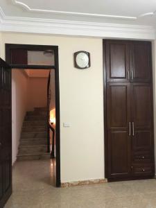 Cho thuê nhà Đường Láng, 3.5 tầng x 33m2, 3 ngủ, 3 vệ sinh, 11 Triệu
