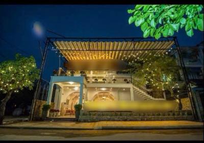 CHO THUÊ NHÀ HÀNG 2 tầng sát bên cầu Vỹ Dạ, PHẠM VĂN ĐỒNG HUẾ