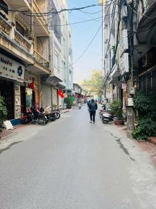 Cho thuê nhà ngõ 107 Phố Trường Chinh, 50m²  x 4 tầng, 5PN, 17 triệu