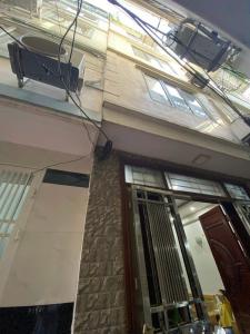 Cho thuê nhà ngõ 108 Đông Thiên, 5 tầng x 30m2, 3 ngủ, 8.5 Triệu
