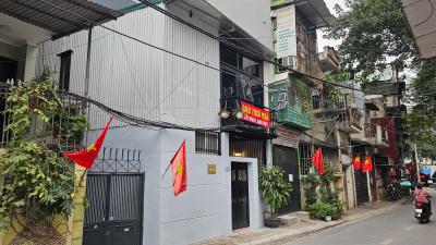 CHO THUÊ NHÀ NGÕ 13 LĨNH NAM – SAU TIME CITY, Ô TÔ ĐỖ CỬA